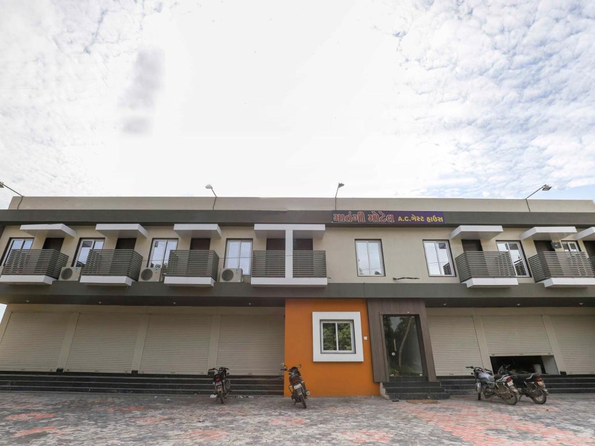 Delvada Oyo 47620 Hotel Matangi Motel מראה חיצוני תמונה