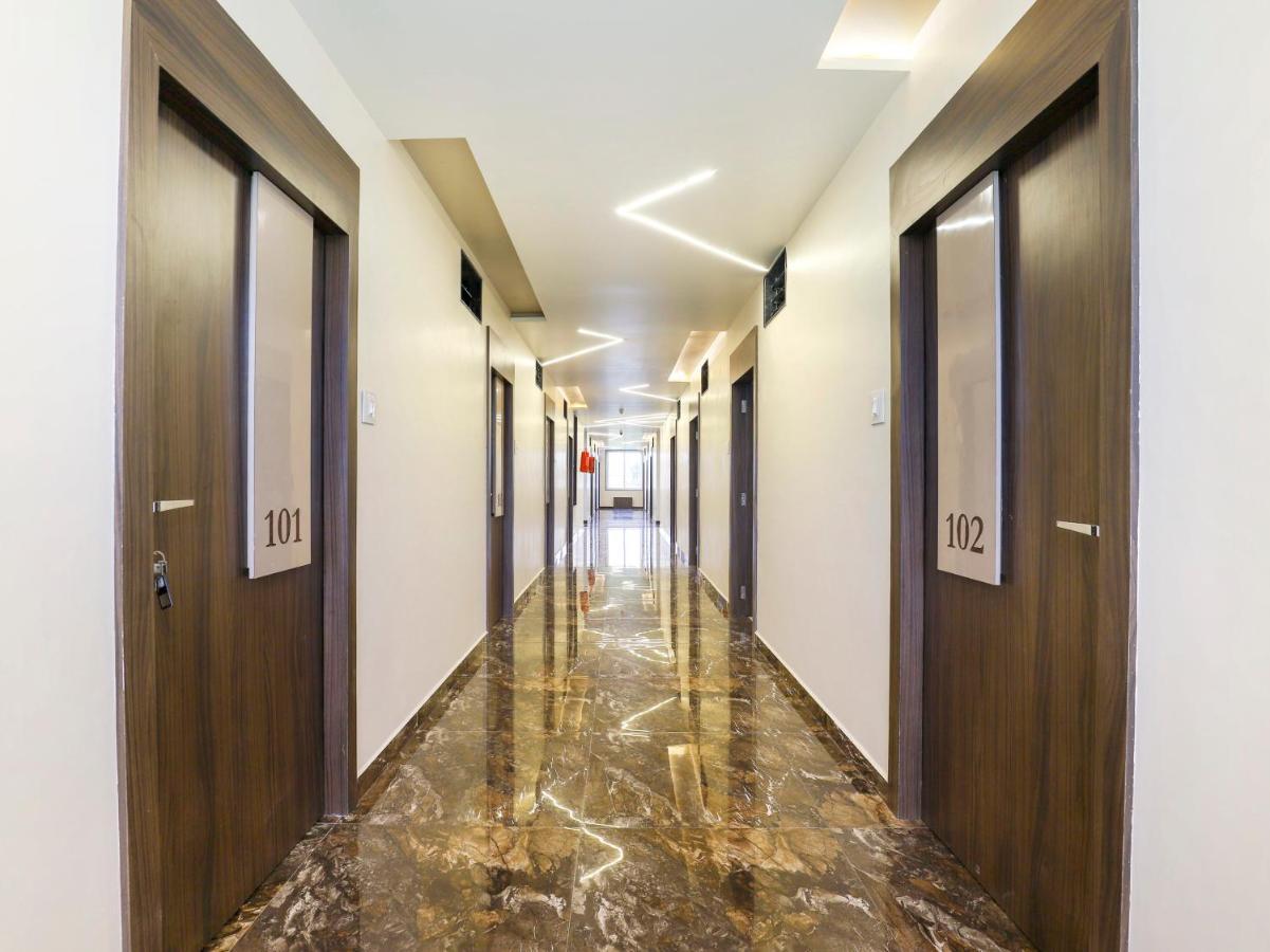 Delvada Oyo 47620 Hotel Matangi Motel מראה חיצוני תמונה