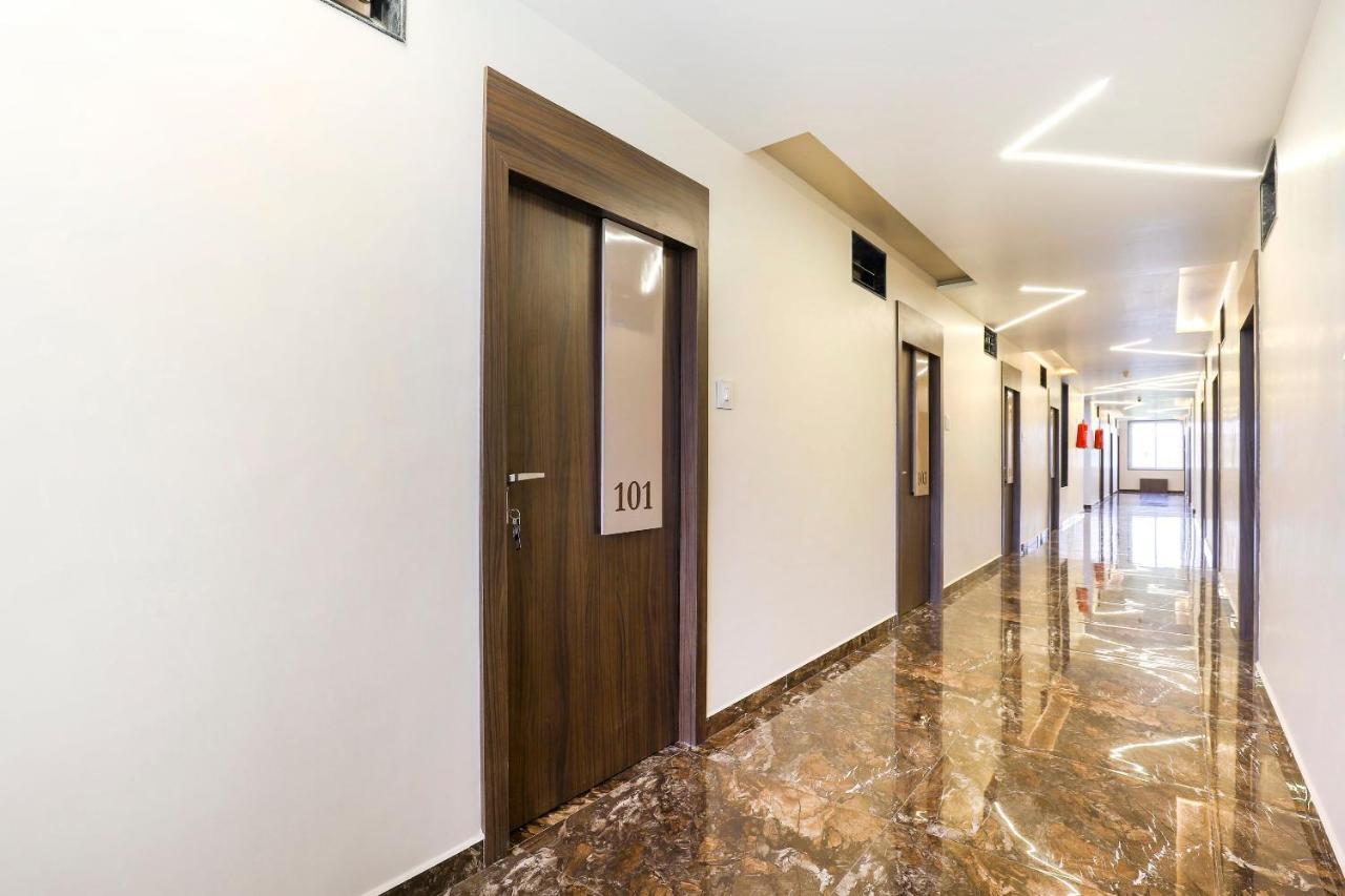 Delvada Oyo 47620 Hotel Matangi Motel מראה חיצוני תמונה