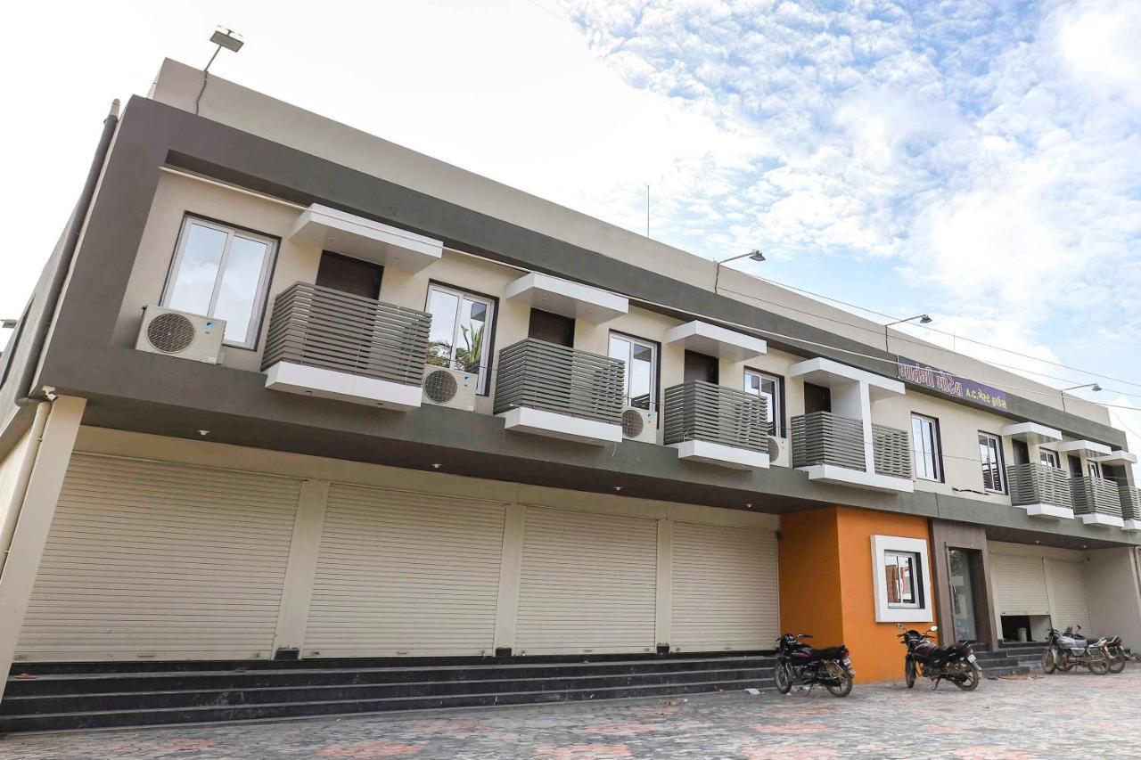 Delvada Oyo 47620 Hotel Matangi Motel מראה חיצוני תמונה