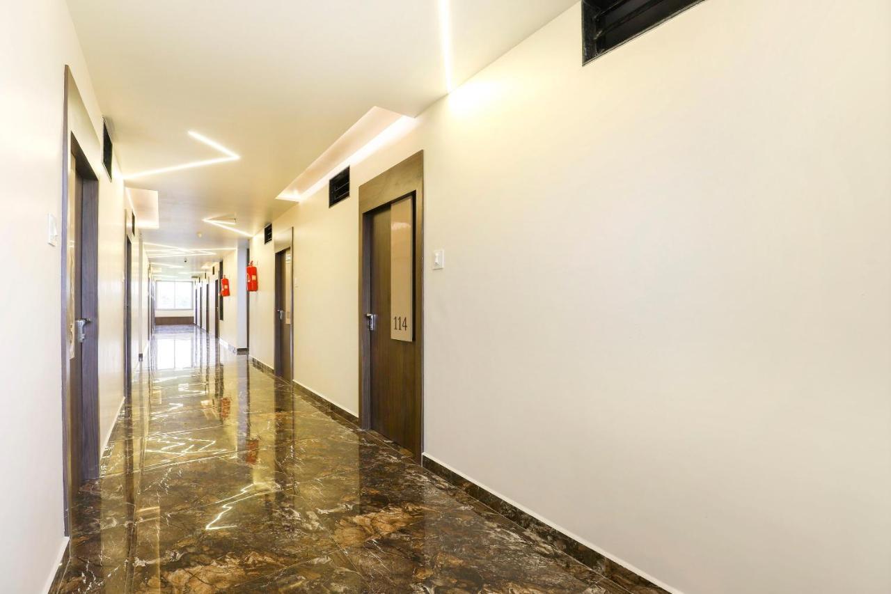 Delvada Oyo 47620 Hotel Matangi Motel מראה חיצוני תמונה
